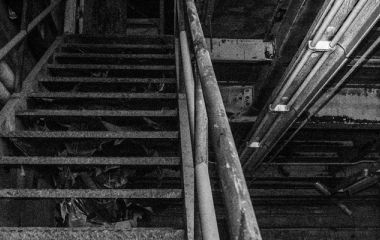 Выкуп металлических лестниц, пожарных вышек, ограждений с территорий